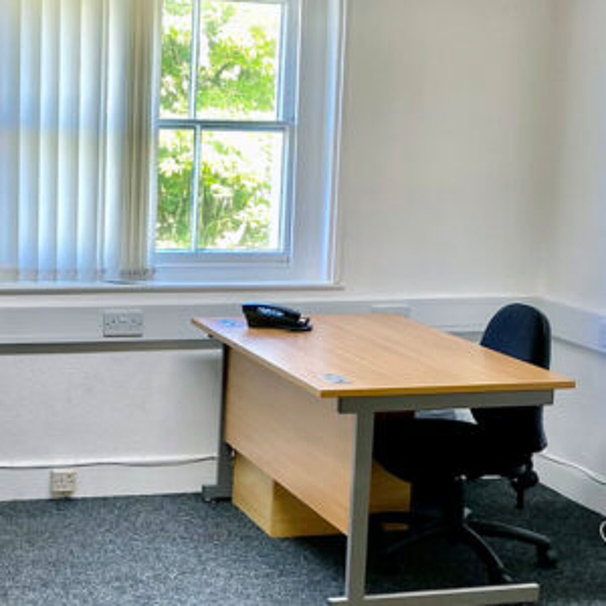 Serviced Office - Staple Gardens