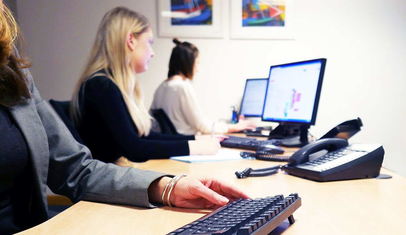 Telephone Answering Service - Why Every Business needs one - Falcon Business Centre