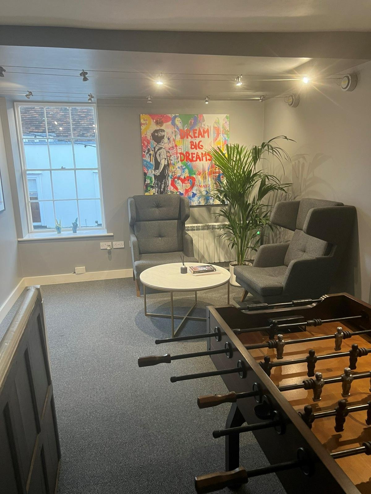Fountain Court Serviced Offices in Victoria Square, St Albans