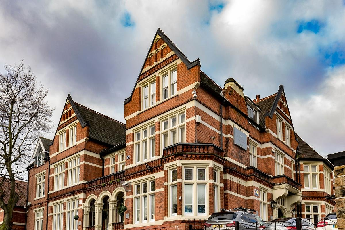 Foxhall Business Centre, Foxhall Lodge, Foxhall Road